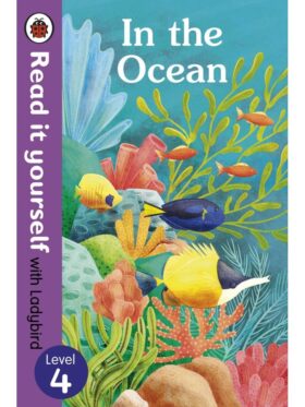 In the Ocean – Ladybird – детска книга на английски